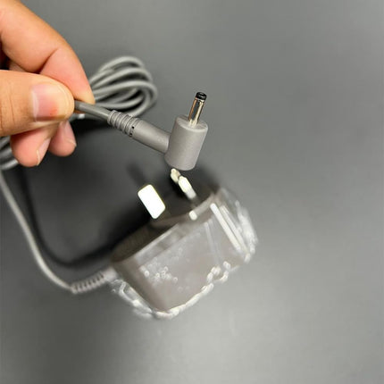 17.3V Replacement Charger for Dyson SV18 Digital Slim Fluffy Vacuum Cleaner with UK Plug, 100-240V Input